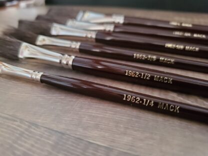 Mack Jetstroke Flats - Lettering Brushes