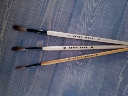Devey Quills